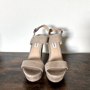Steve Madden | Tan Suede Wedge Heels, Size 8